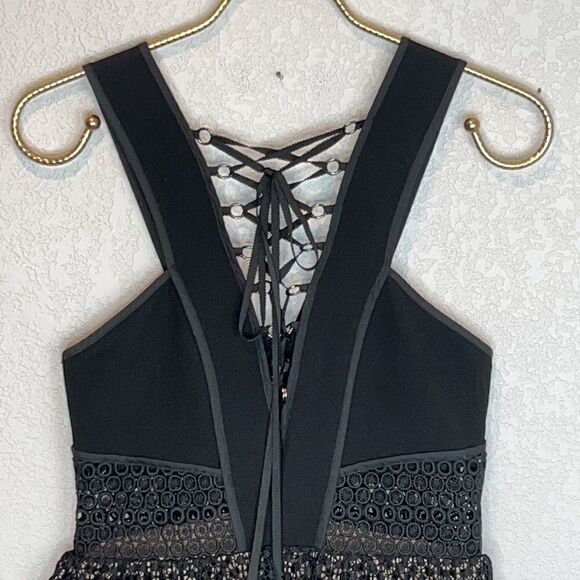 New Self-Portrait Lace Up Plunging V Ruffle Mini Dress Black Size 4 - Picture 4 of 16